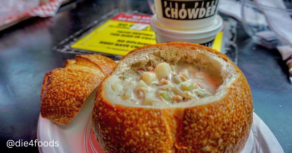 Clam chowder lunch a Pike Place Chowder in Pike Place Market